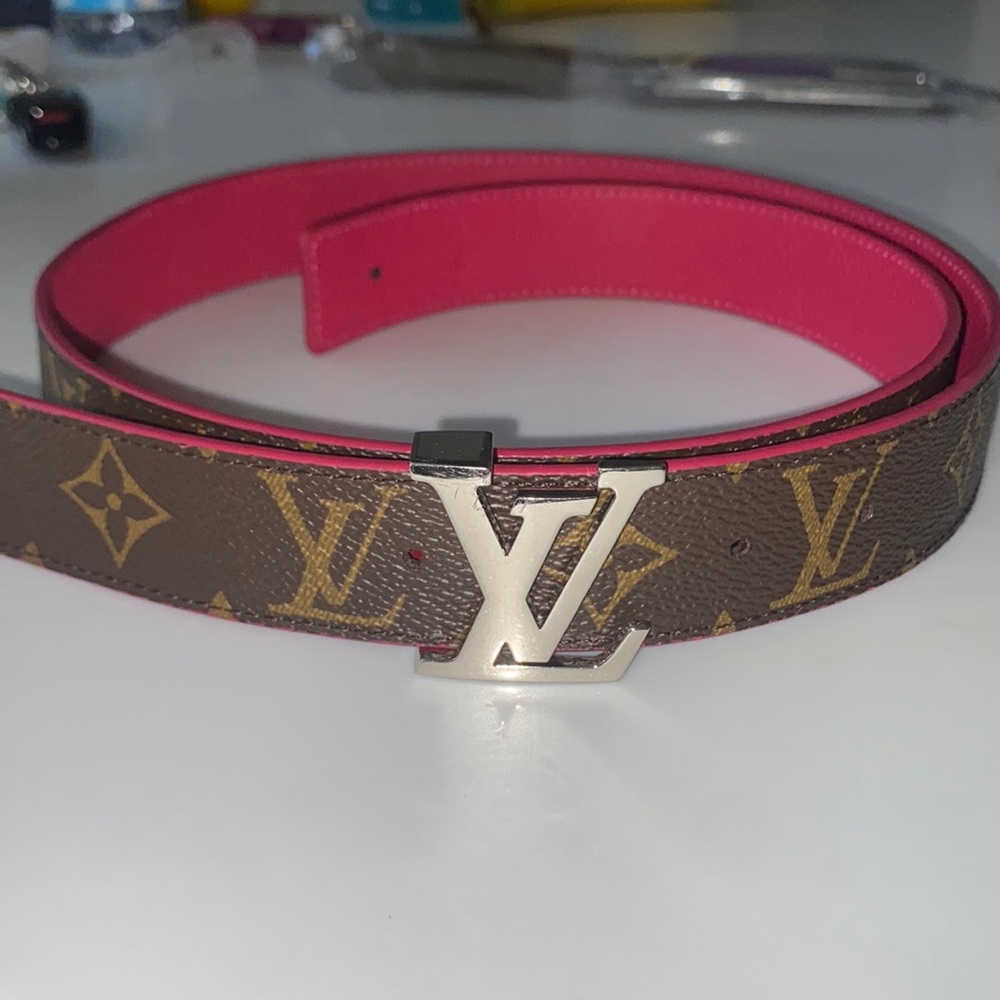 Louis Vuitton reversible belt